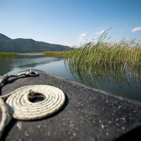 فيلة Family House Bubalo *