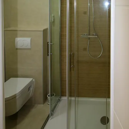 Family House Bubalo فيلة *