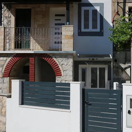 Family House Bubalo Villa *