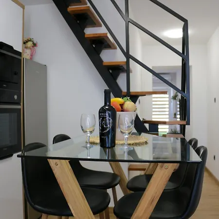 Family House Bubalo فيلة